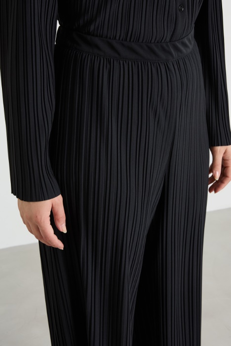 Pantalón de punto plisado