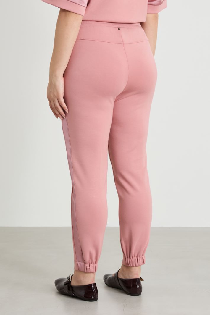 Pantaloni con bande in raso Intrend - 3