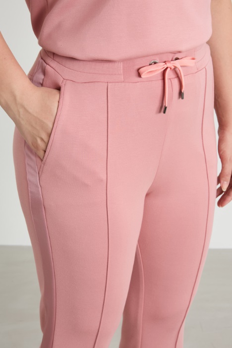 Pantaloni con bande in raso