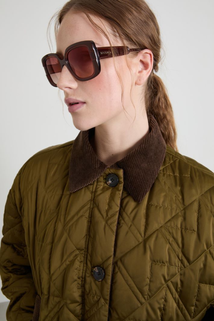 Oversized glasses with bas reliefs Intrend - 2