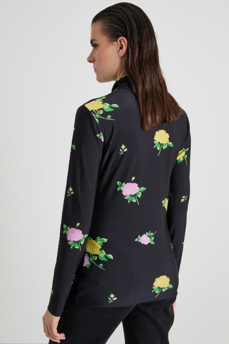 Dolcevita con guanti