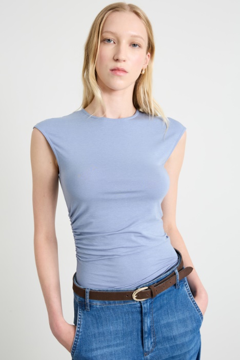 T-shirt con arricciatura Intrend