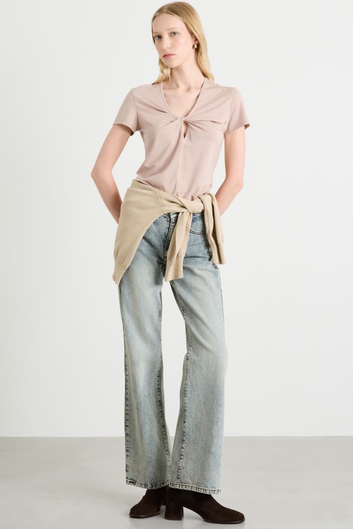 Camiseta con nudo Intrend - 3