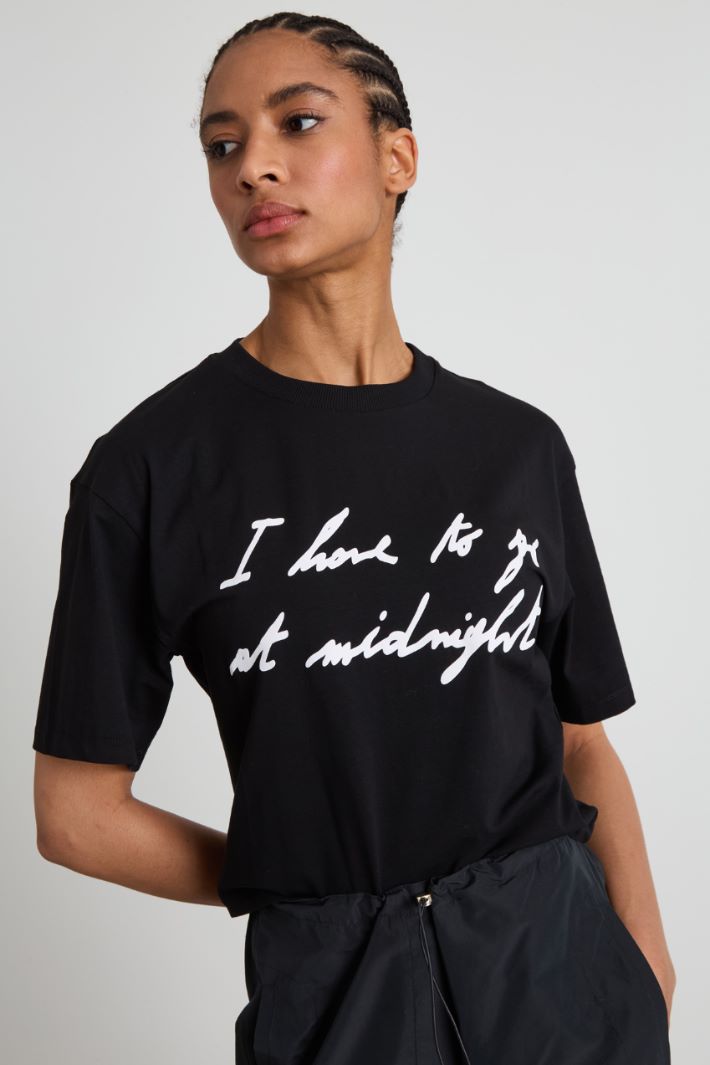 T-shirt boxy con stampa Intrend