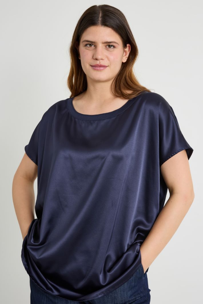 Satin and jersey T-shirt Intrend