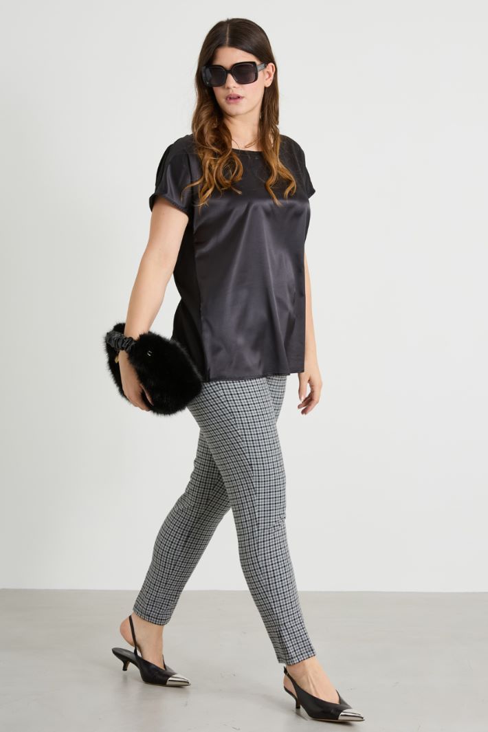Satin and jersey T-shirt Intrend - 3