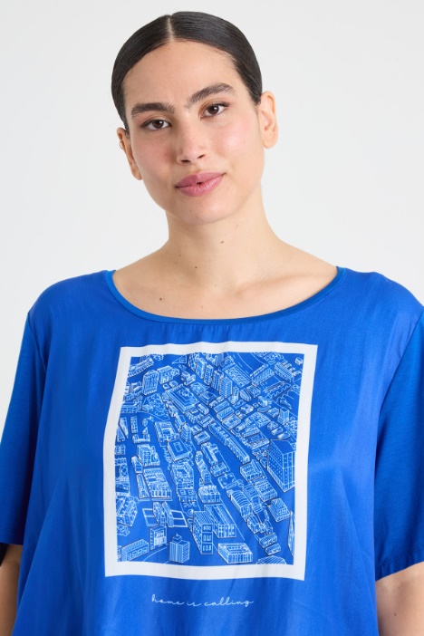 T-shirt in raso e jersey