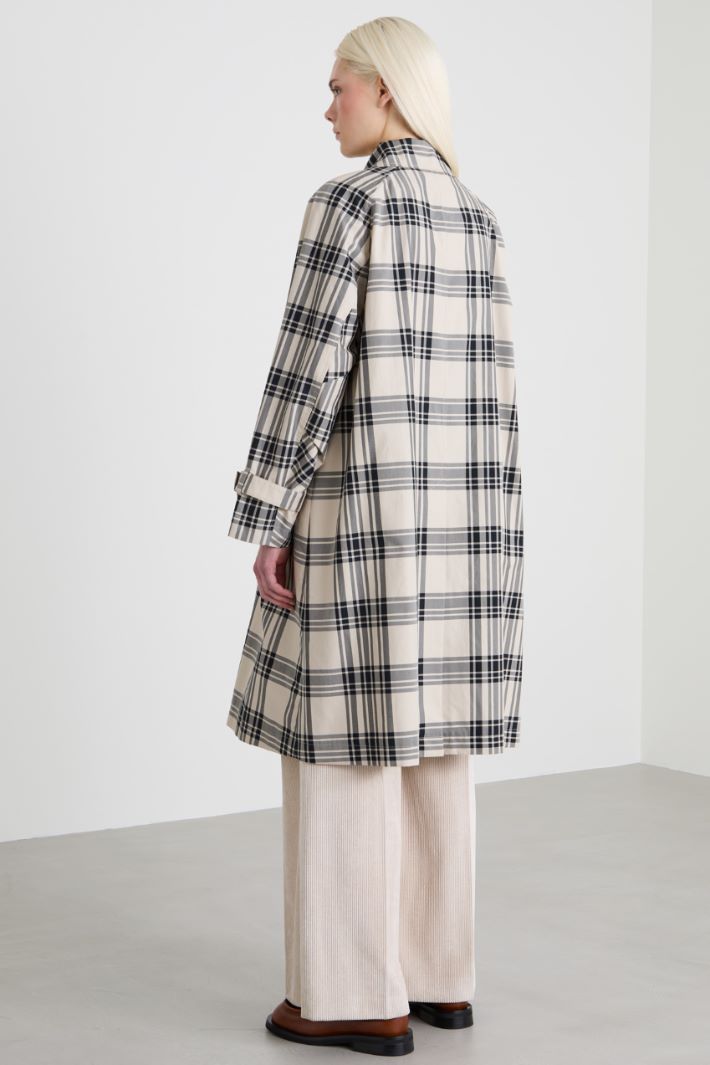  Trench in water-repellent twill Intrend - 3