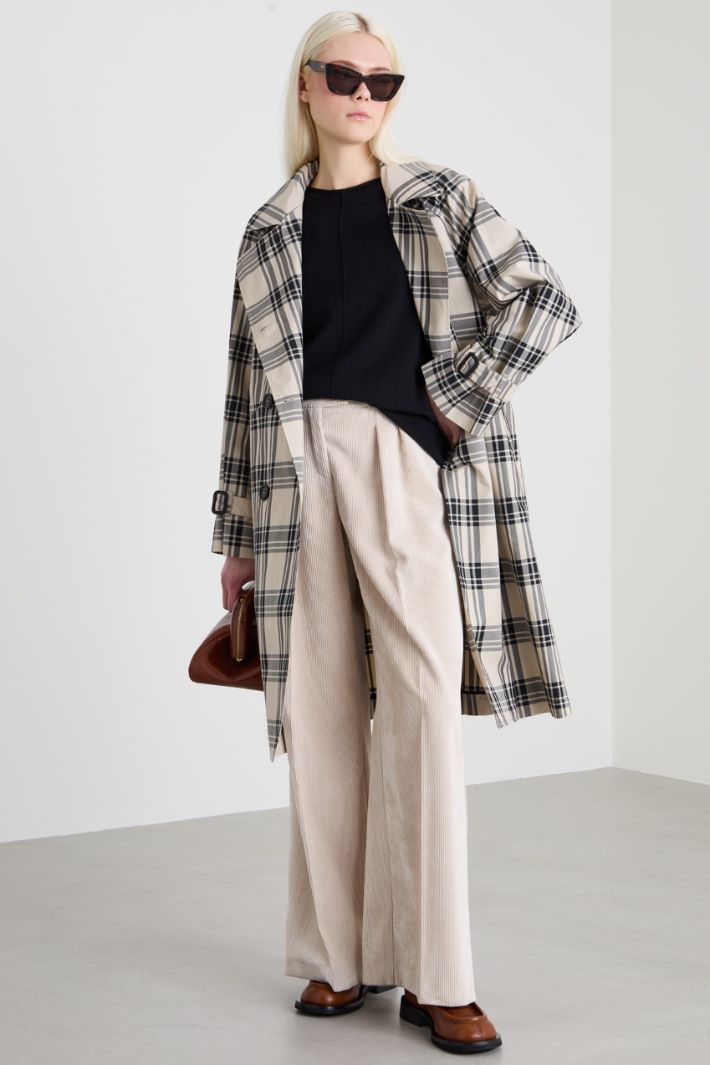  Trench in water-repellent twill Intrend