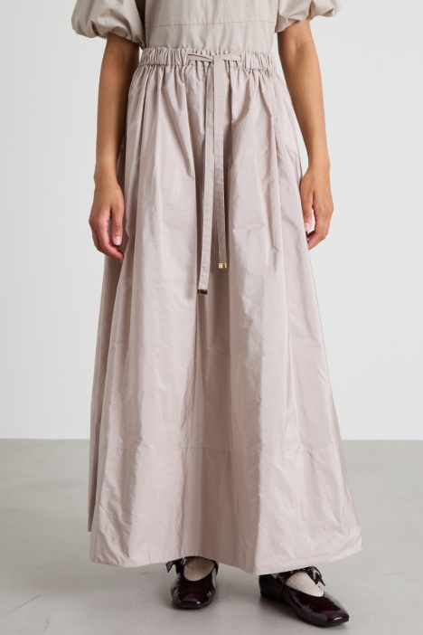 Falda larga de tafetán