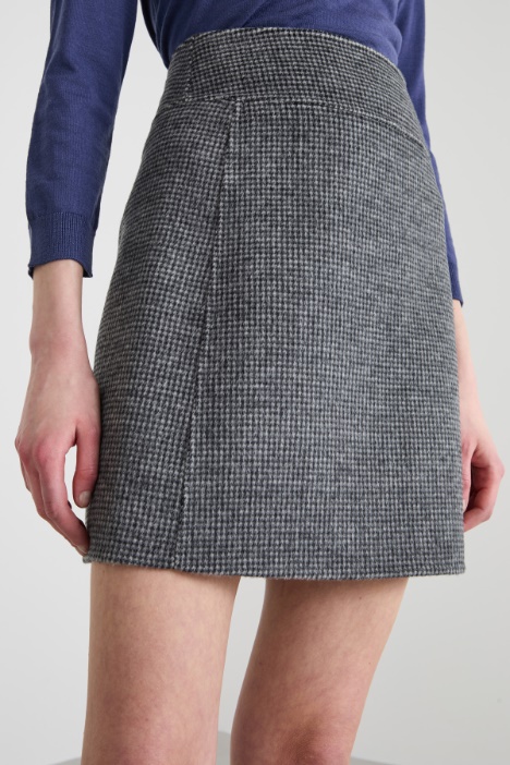 Gonna corta in lana e mohair