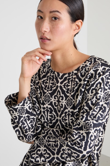 Blusa in twill stampato