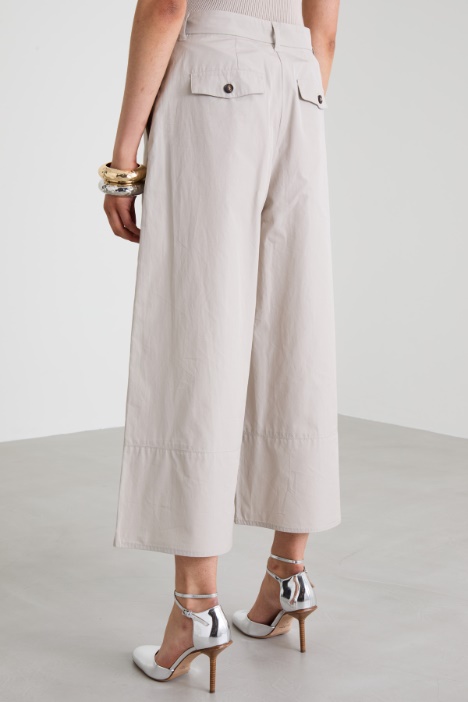 Pantaloni ampi in popeline