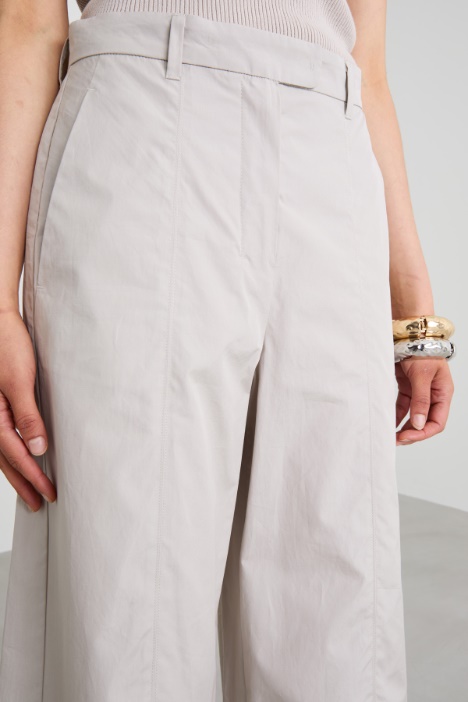 Pantaloni ampi in popeline