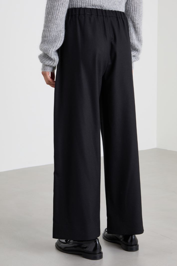 Loose flannel trousers Intrend - 3