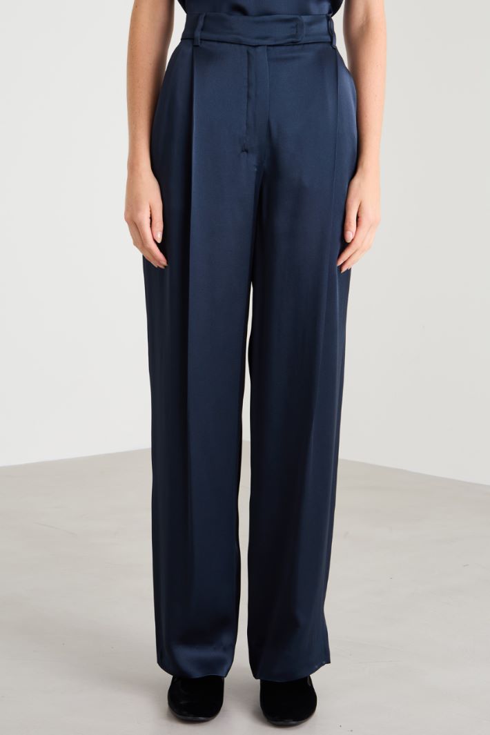 Pantalones palazzo de satén Intrend - 2
