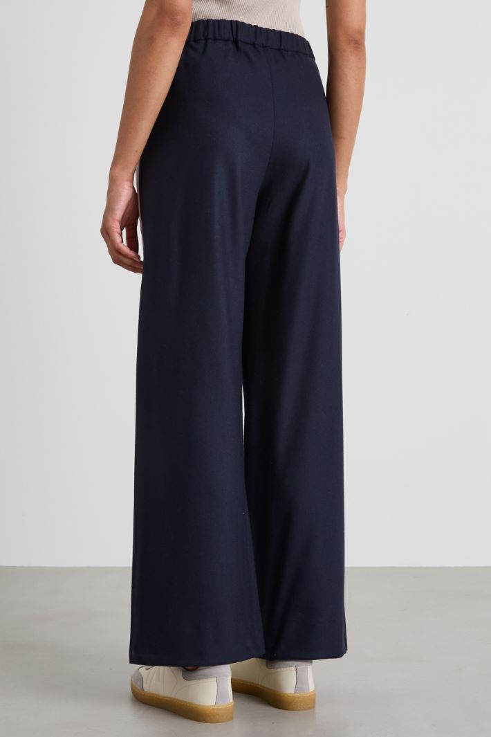 Soft flannel trousers Intrend - 3