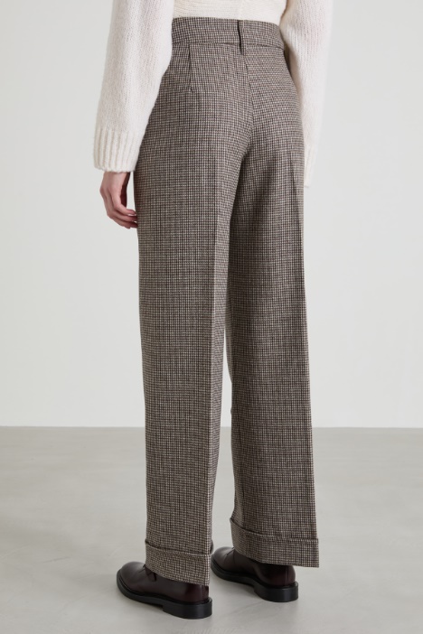 Pantalones de lana con vuelta