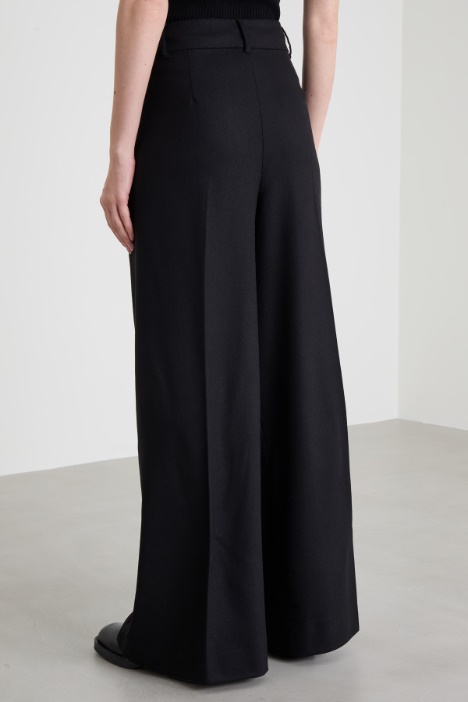 Pantaloni in flanella con pinces