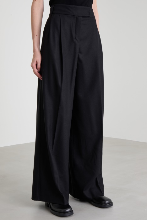 Pantaloni in flanella con pinces