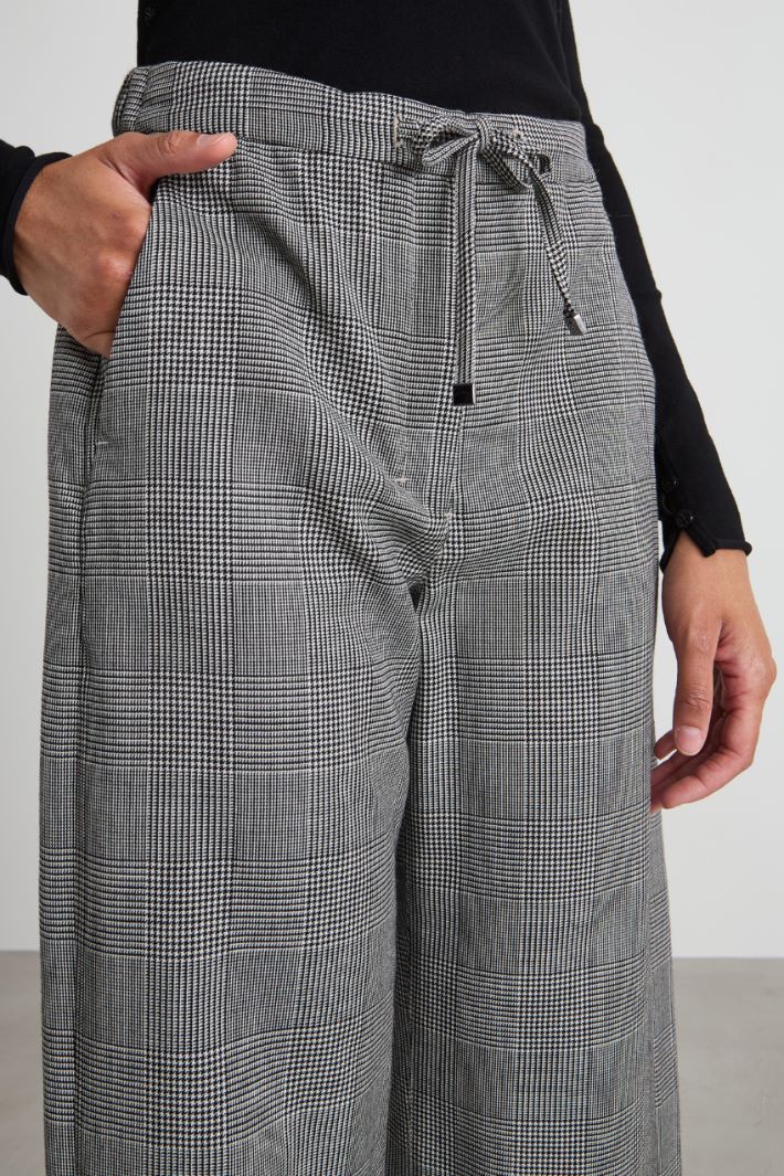 Pantalones jogging Intrend - 4