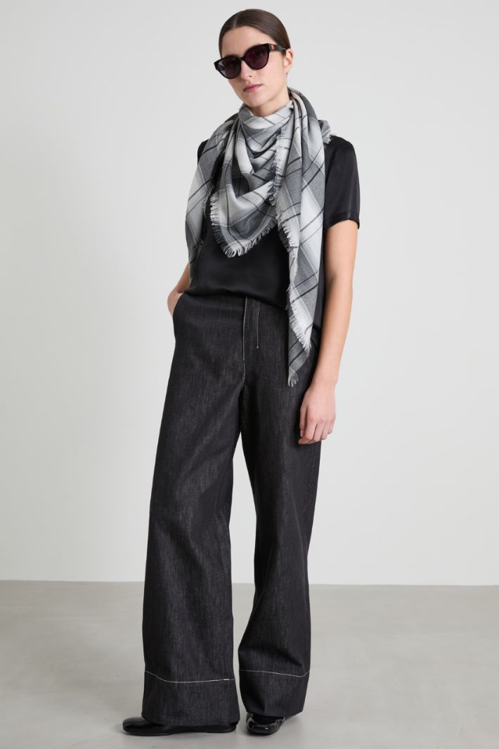 Denim trousers Intrend