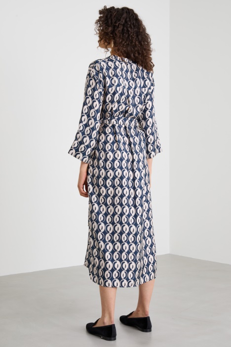 Abito in seta stampata