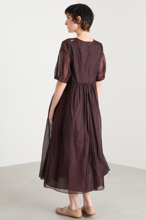 Vestido de organza de seda