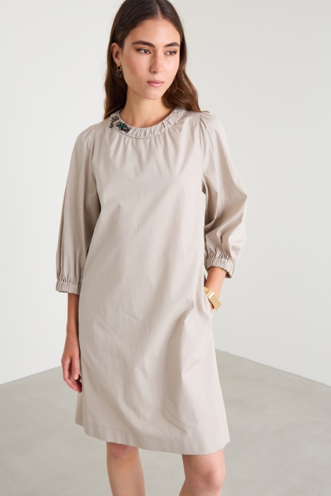 Abito dritto in popeline