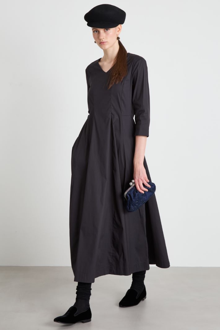 Vestido evasé de popelina  Intrend