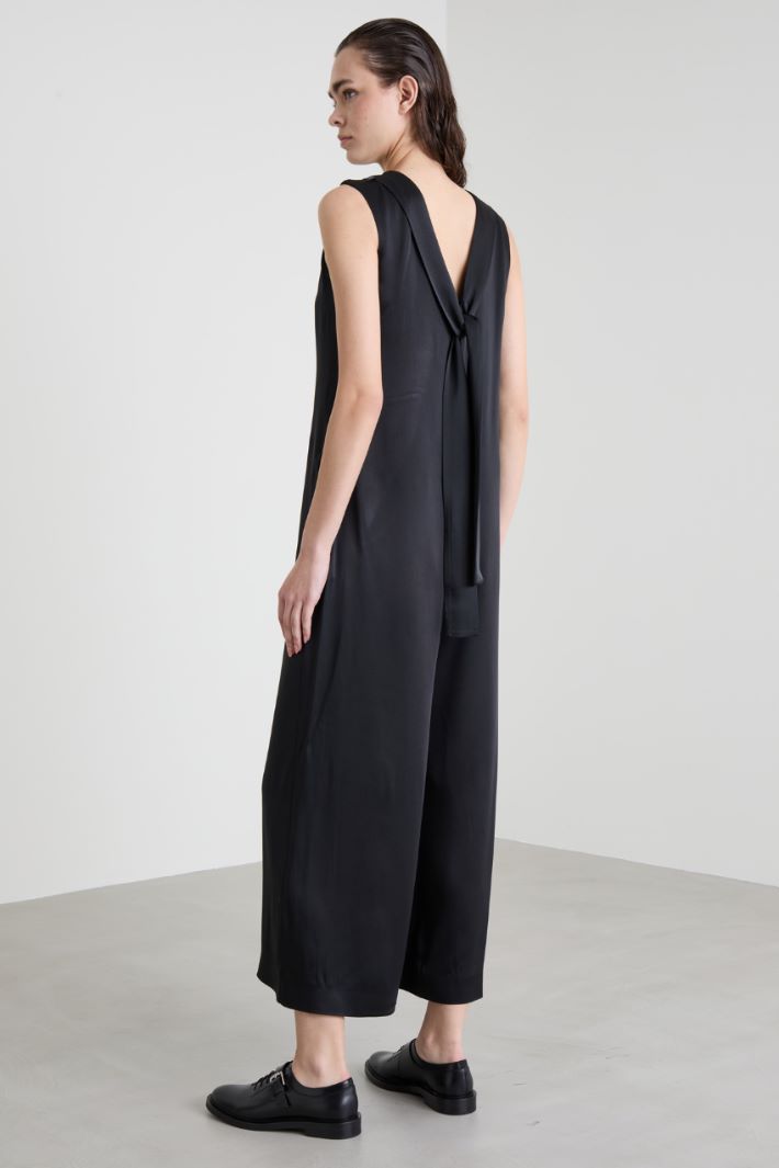 Jumpsuit with ribbons on the back Intrend - 3