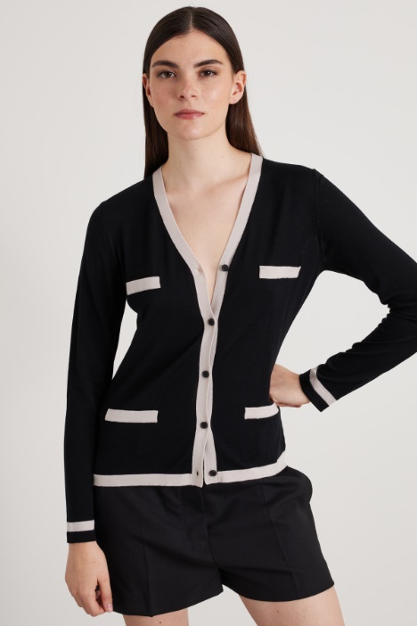 Cardigan in filato di lana