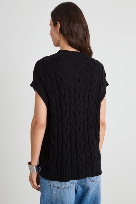 Gilet in filato di cotone a trecce