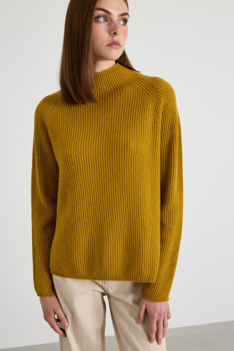 Rib-knit sweater Intrend