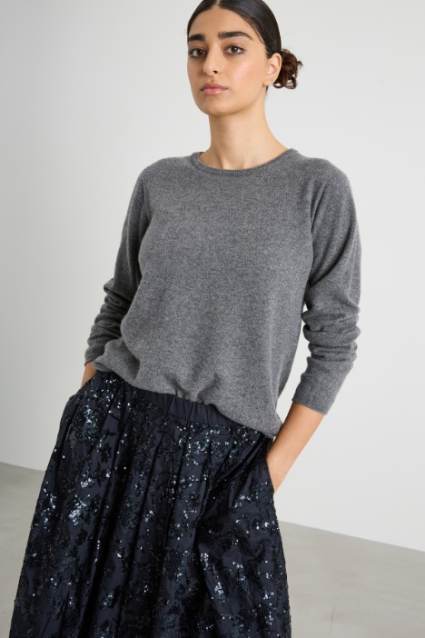 Cashmere yarn sweater Intrend
