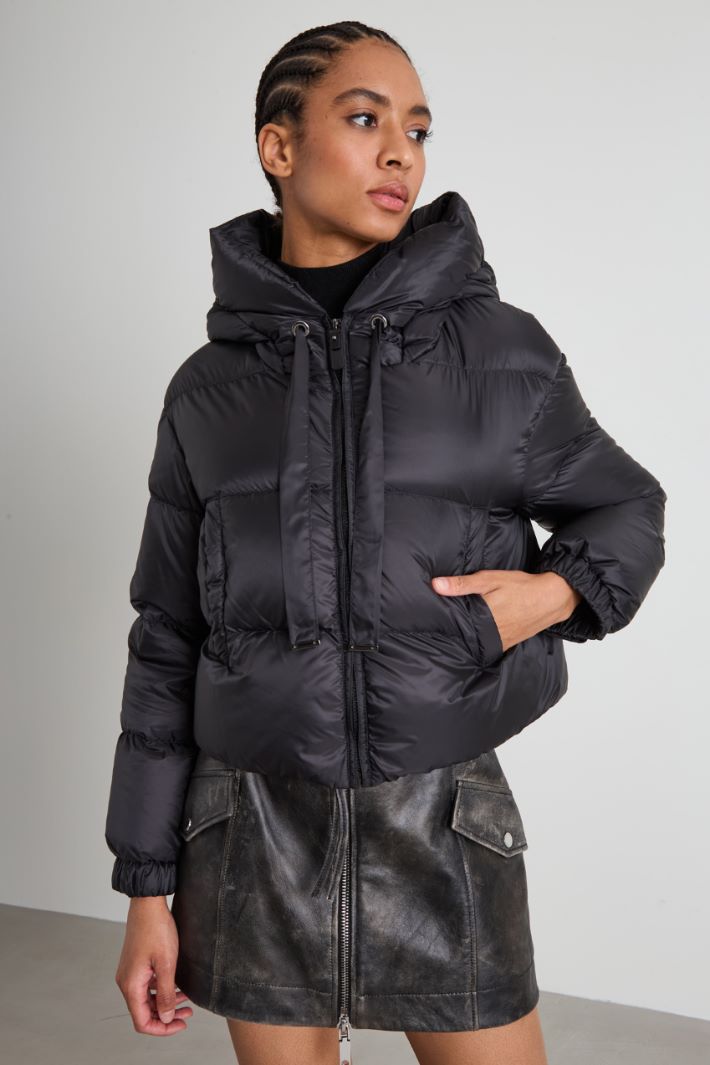 Quilted down jacket with hood Intrend - 2