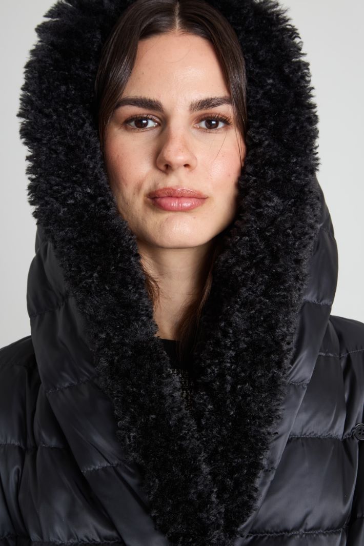 Down jacket with plush inserts Intrend - 4