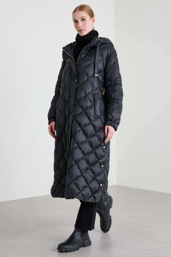 Long down jacket with elastic waistband Intrend