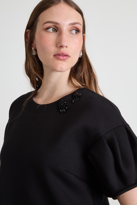 Vestido mini de punto compacto