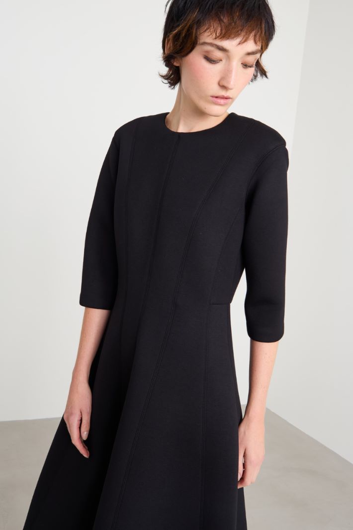 Flared compact jersey dress Intrend - 4