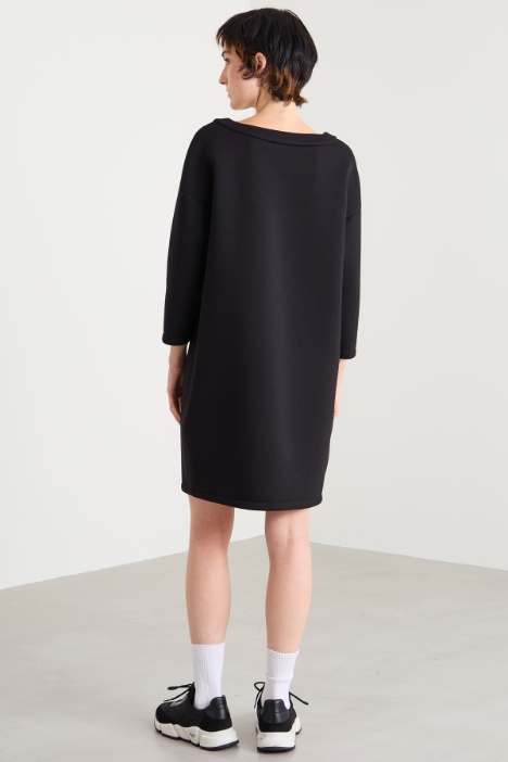 Abito corto in jersey compatto