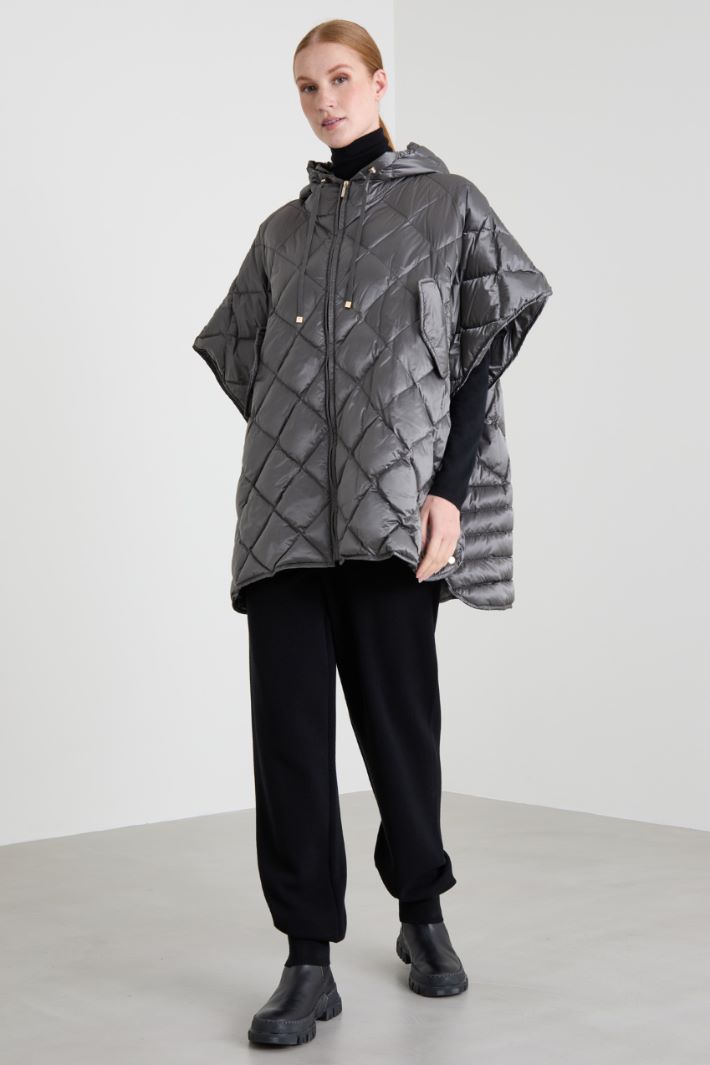 Quilted padded cape Intrend