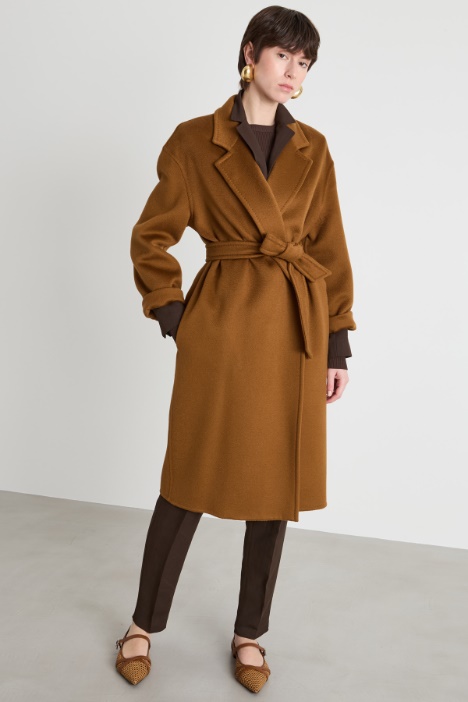 Cappotto midi con cintura