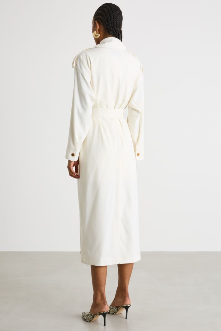 Double-breasted belted trench coat Intrend - 4