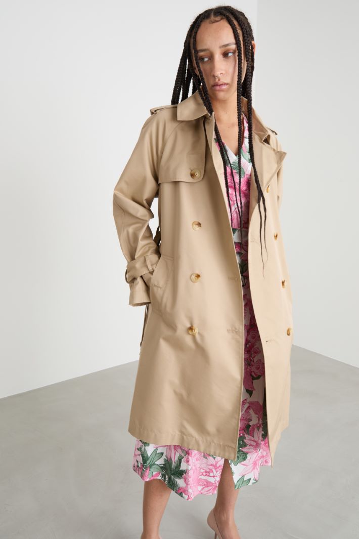 Water-repellent gabardine trench coat Intrend - 2