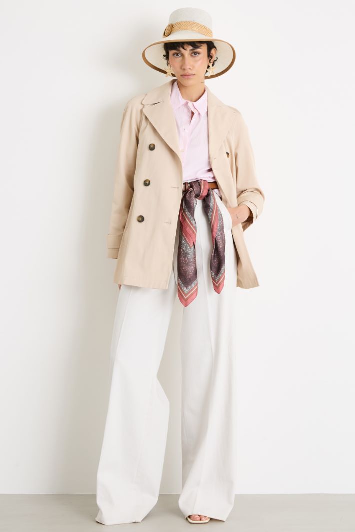 Trench in gabardina antigoccia Intrend