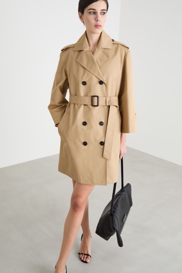 Double-breasted water-repellent gabardine trench coat Intrend - 2