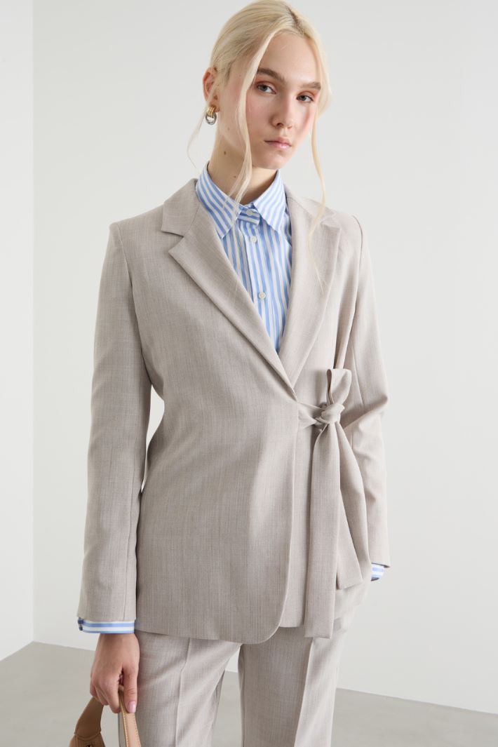 Side-tie blazer Intrend - 2