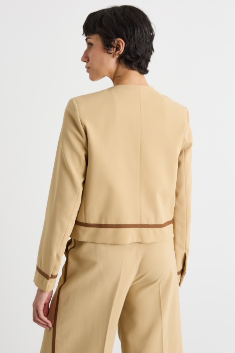 Giacca boxy con tasche