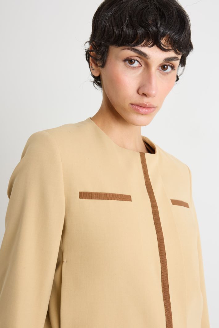 Cropped boxy jacket Intrend - 3